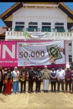 Pemkab Aceh Tamiang Dapat 50 Ribu Mushaf Al-Qur’an dari MBA Diterima Plt. Sekda