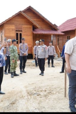 Bupati Aceh Tamiang Dampingi Wamen PKP Tinjau Huntap di Sekrak Kanan, Ini Harapannya