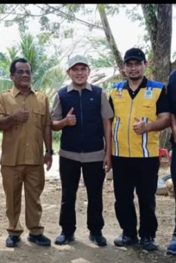 Wagub Tinjau Jalan Rusak di Aceh Tamiang Didampingi Wabup Ismail dan Plt. Sekda Syu’ibun Anwar 