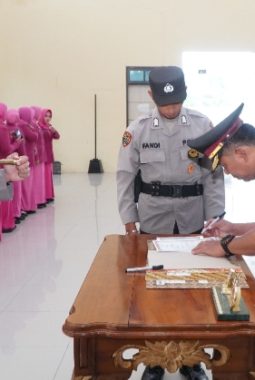 Pesan Kapolres Saat Pimpin Sertijab PJU Polres Banggai