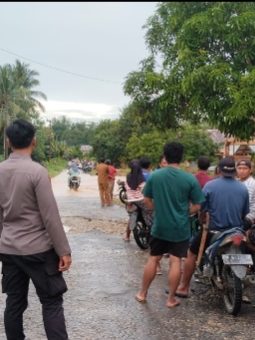 Banjir Rendam 43 Rumah di Gunung Sari, Kapolsek Bolano Lambunu Imbau Warga Tingkatkan Kewaspadaan