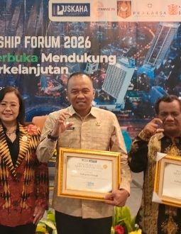 Wabup Ismail Terima Penghargaan Aksi Daeeah Terbaik Tingkat Nasional 2026 di Jakarta