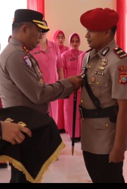 Penyegaran Organisasi, Kapolres Buol Pimpin Sertijab Kasat Resnarkoba, Kasihumas dan Kapolsek Biau