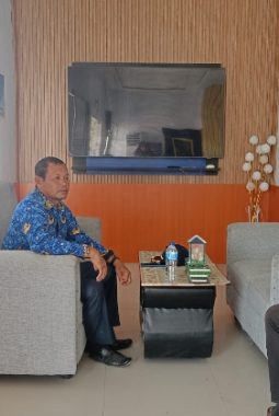 Aktivitas Pelayaran Mulai Berjalan di Pelabuhan Leok, Kapal Kargo Angkut Semen dan Kopra